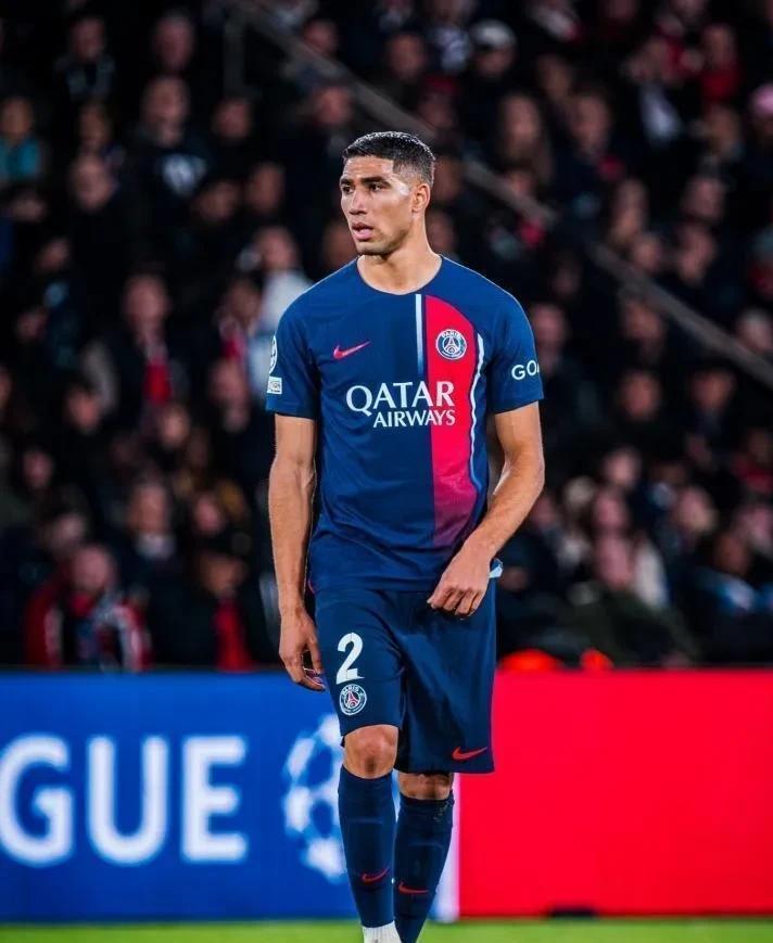 刚刚！蒂姆在中国队比赛中战术调整巴黎圣日耳曼完成体检备战英超，风云突变阿森纳窗口期回应争议的简单介绍